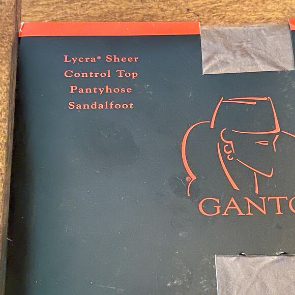 Gantos Pantyhose Lycra Sheer Control Top Size: Petite Color:  Taupe  C-4 - Picture 4 of 12